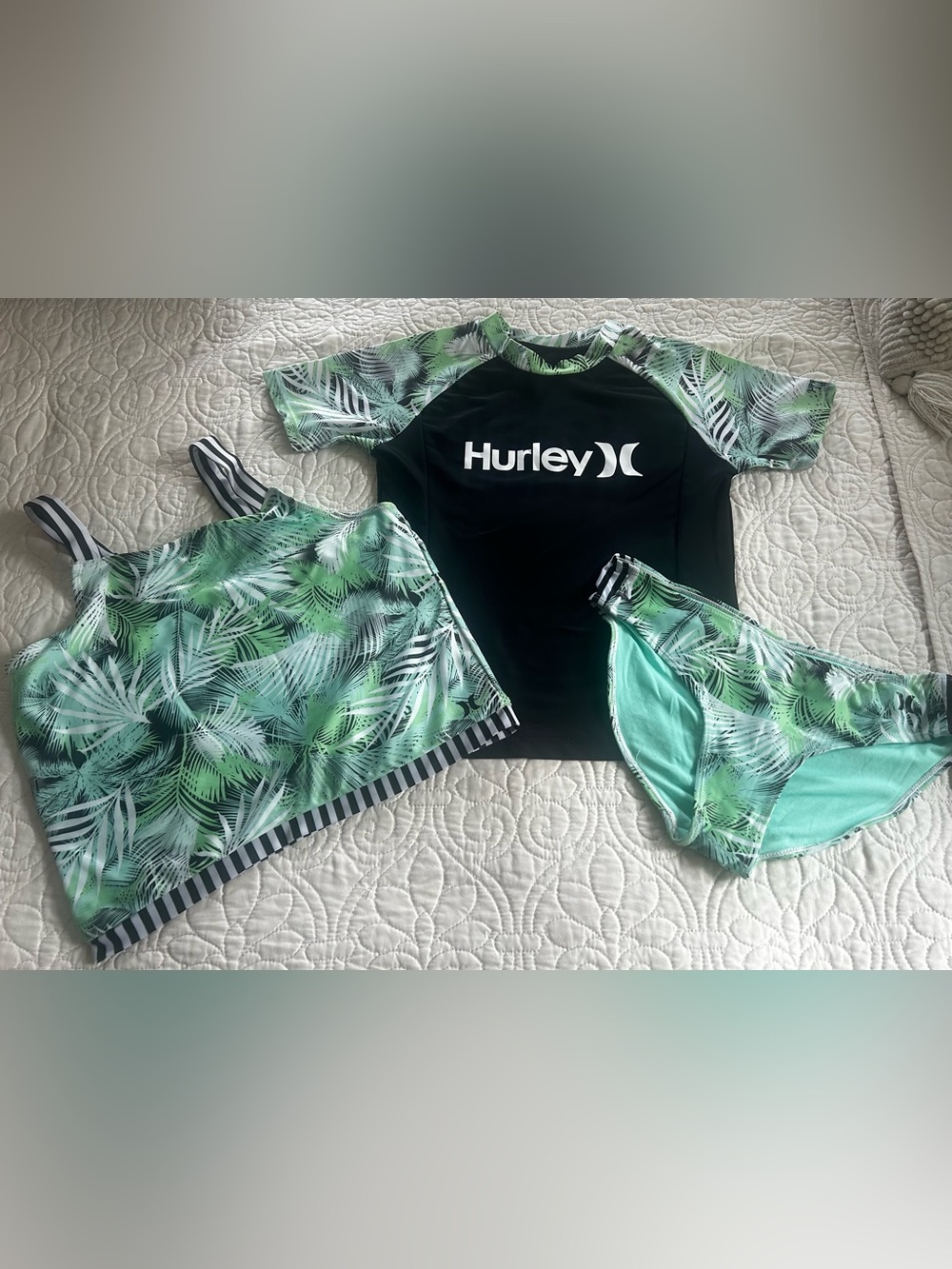 Hurley Black Rash Guard with Green Palm Print Tankini & Briefs